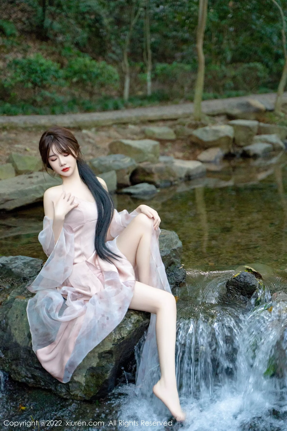 [XiuRen秀人网]第5690期婠婠么写真 [81P]-071