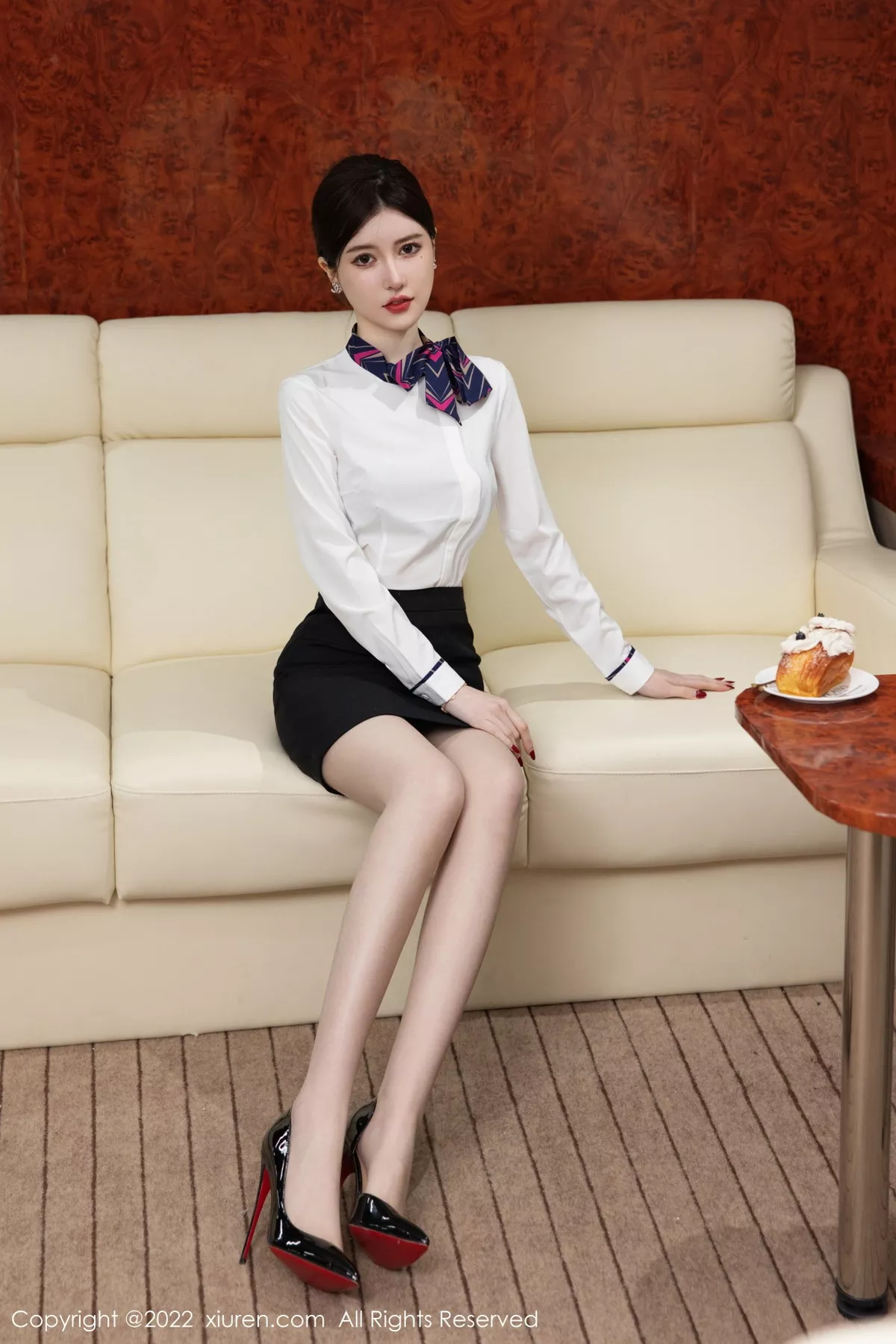 [XiuRen秀人网]第5696期美桃酱写真 [106P]-003