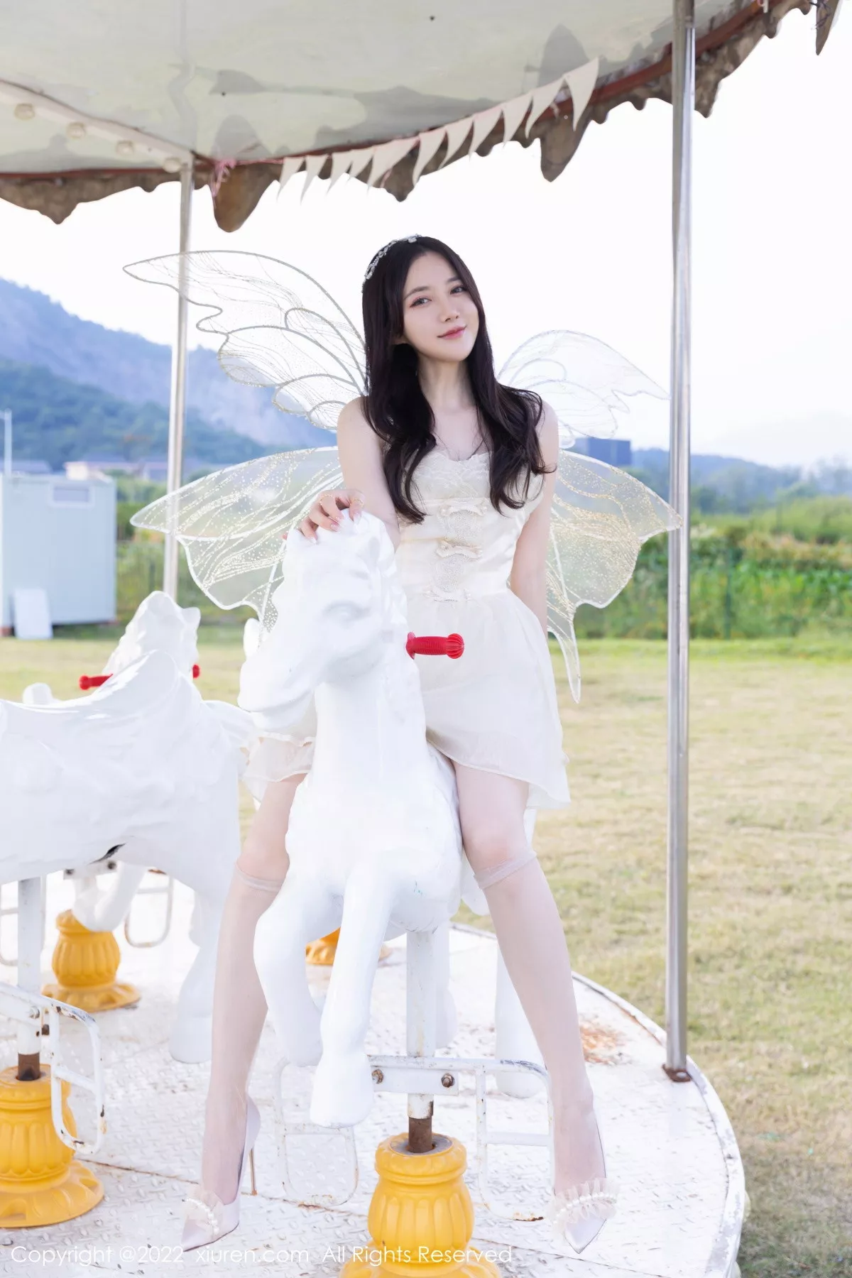 [XiuRen秀人网]第5715期鱼子酱写真 [82P]-001