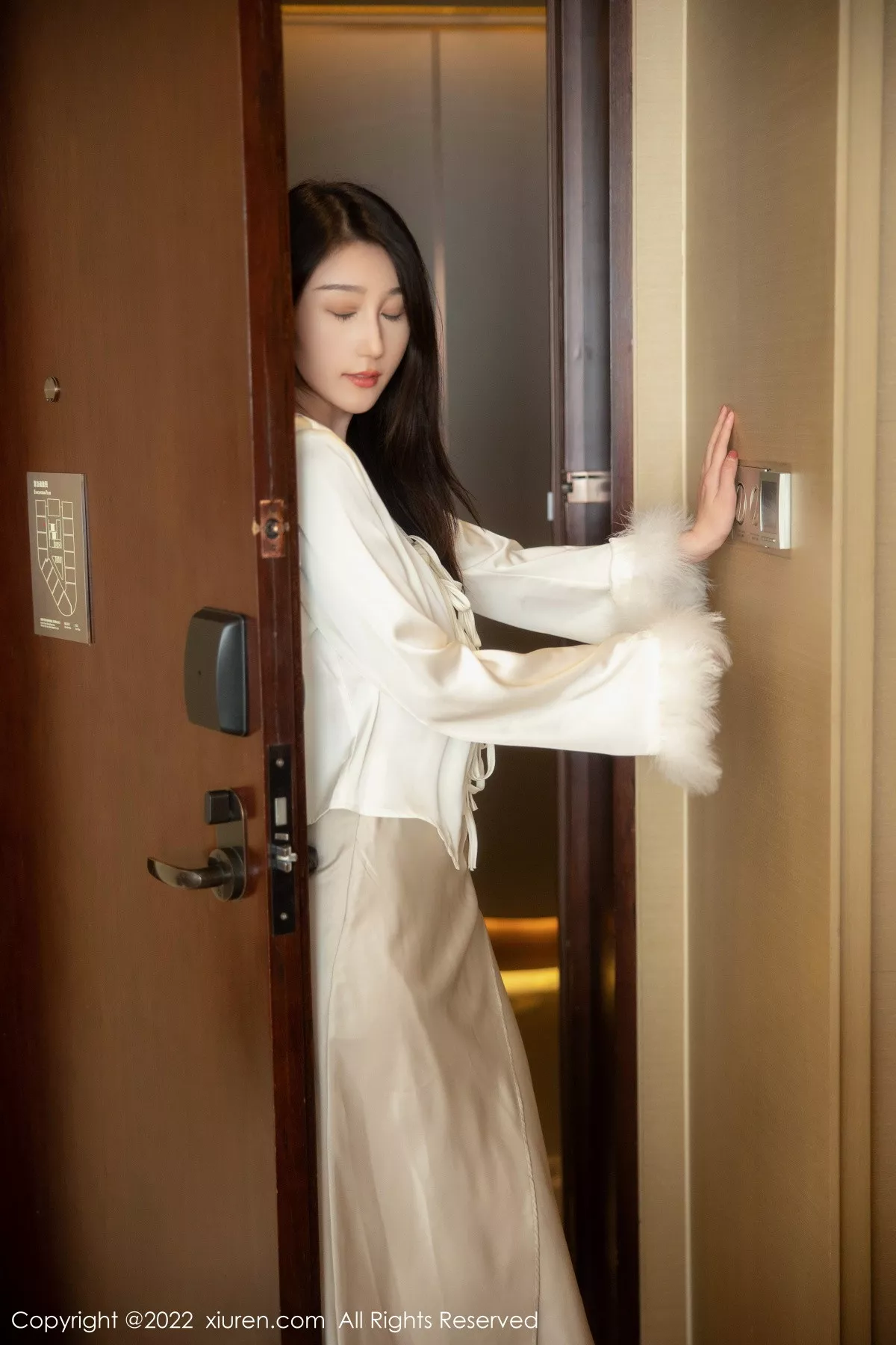 [XiuRen秀人网]第5734期薇薇酱写真 [87P]-013