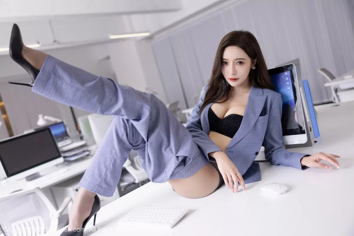 [XiuRen秀人网]第5629期王馨瑶写真 [82P]-057