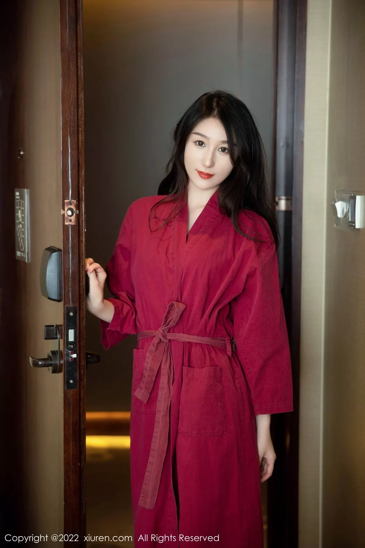 [XiuRen秀人网]第5624期薇薇酱写真 [80P]-001