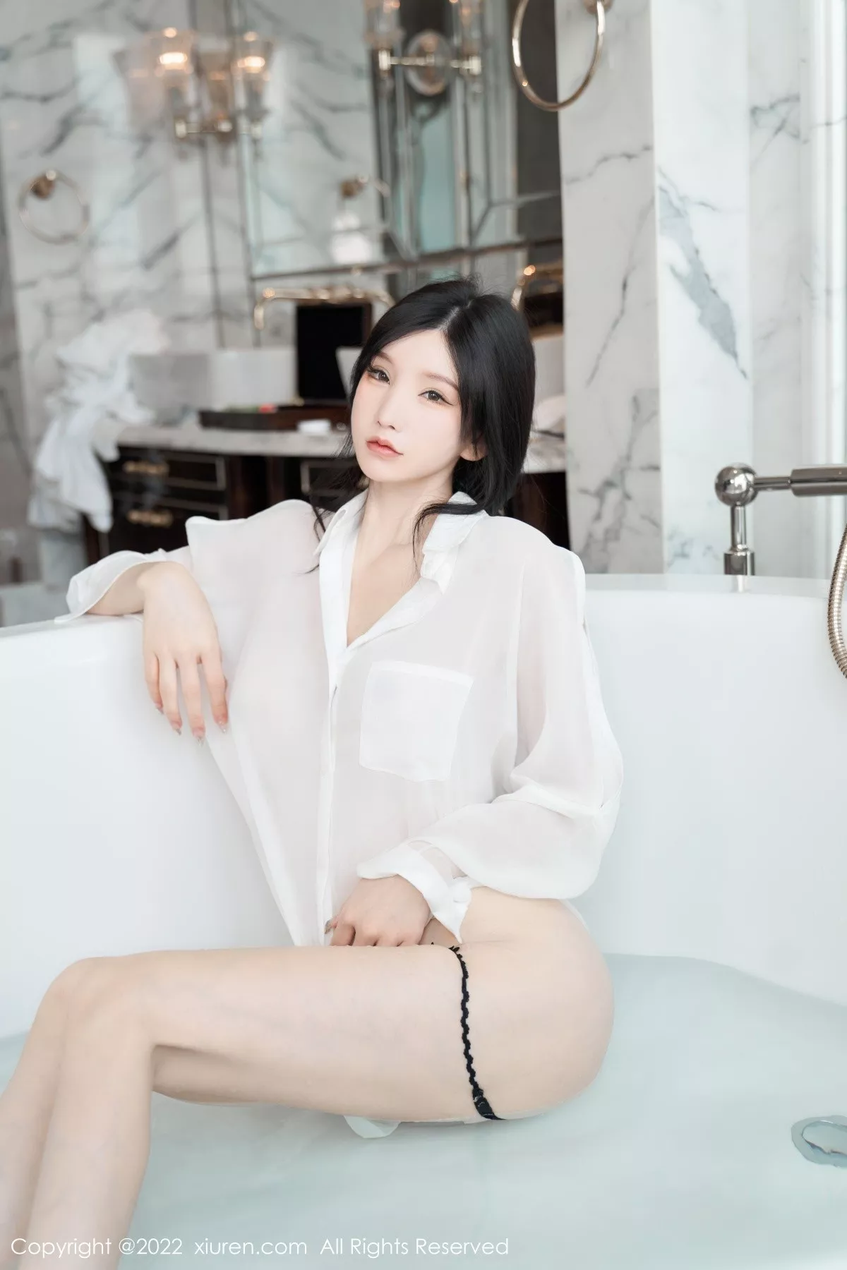 [XiuRen秀人网]第5638期周于希写真 [84P]-048