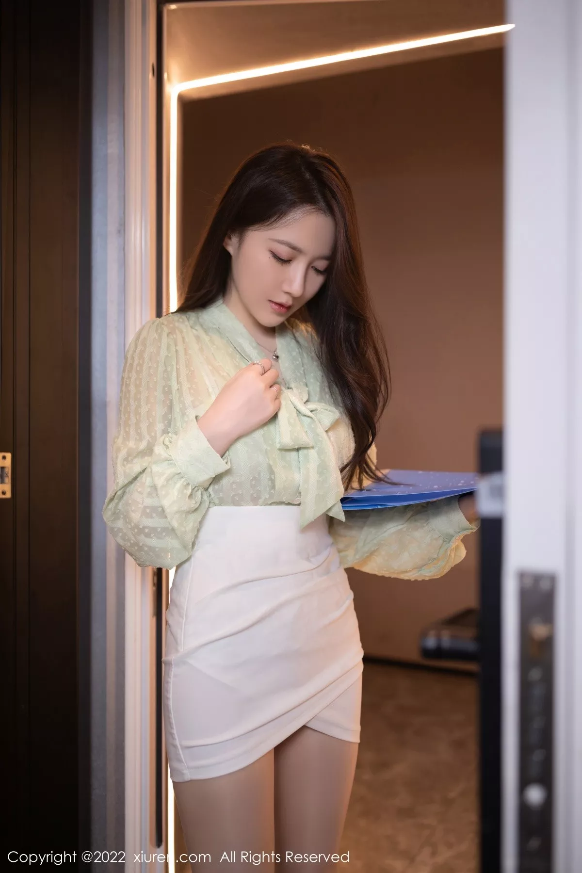 [XiuRen秀人网]第5639期鱼子酱写真 [80P]-025