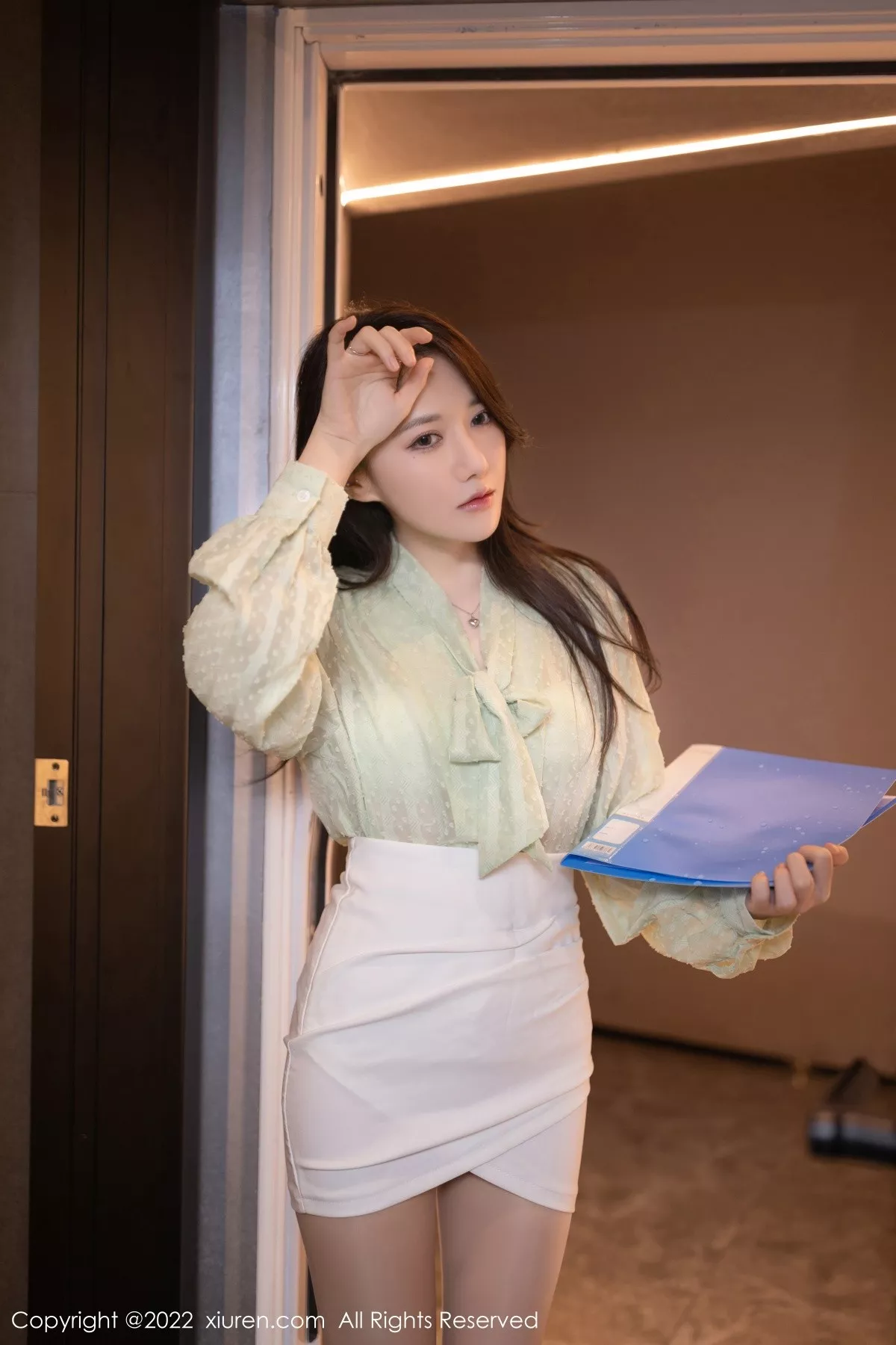 [XiuRen秀人网]第5639期鱼子酱写真 [80P]-024