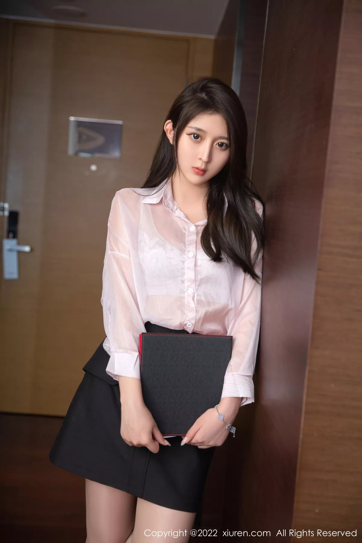 [XiuRen秀人网]第5741期夏甜甜写真 [80P]-003