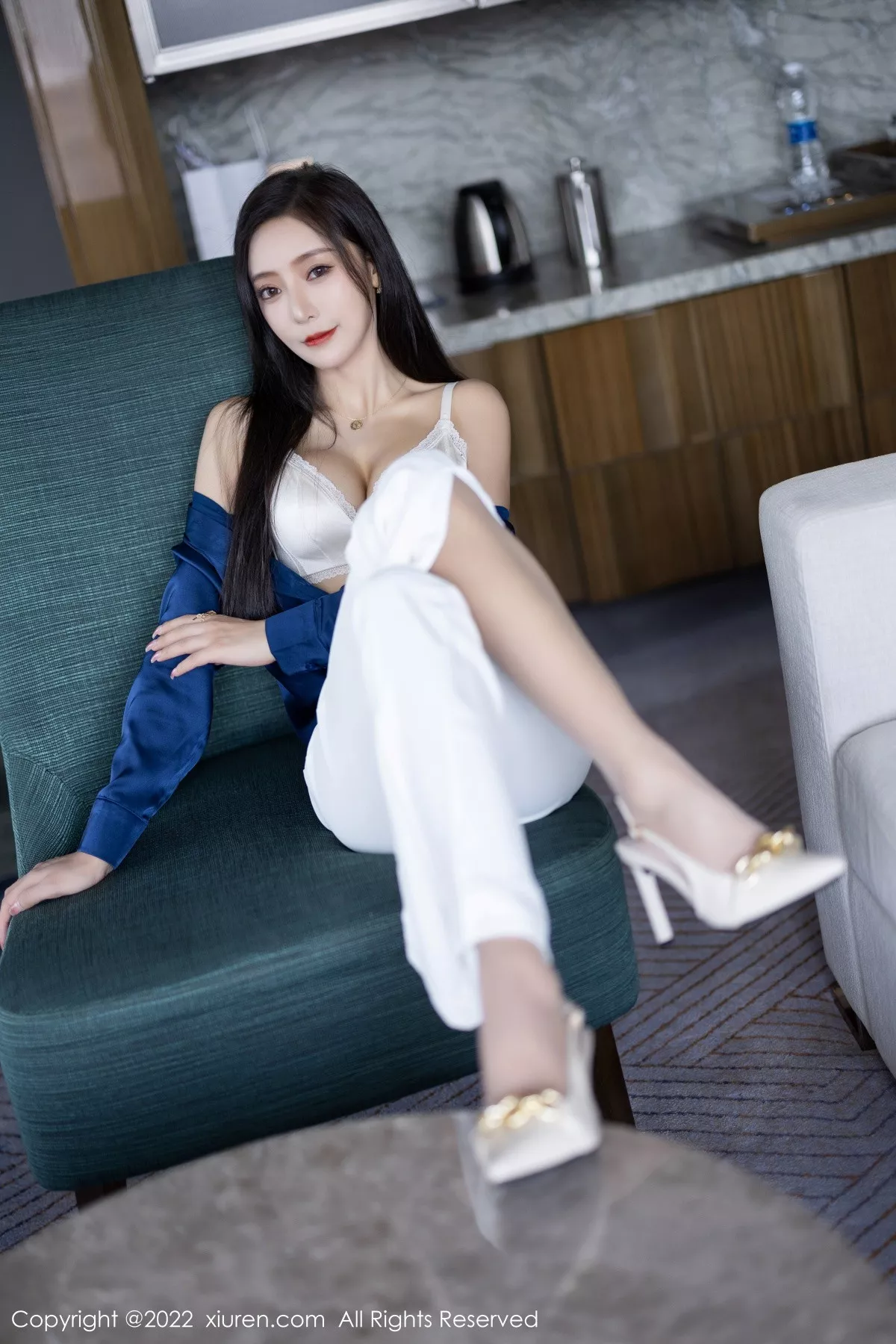 [XiuRen秀人网]第5790期王馨瑶写真 [90P]-034