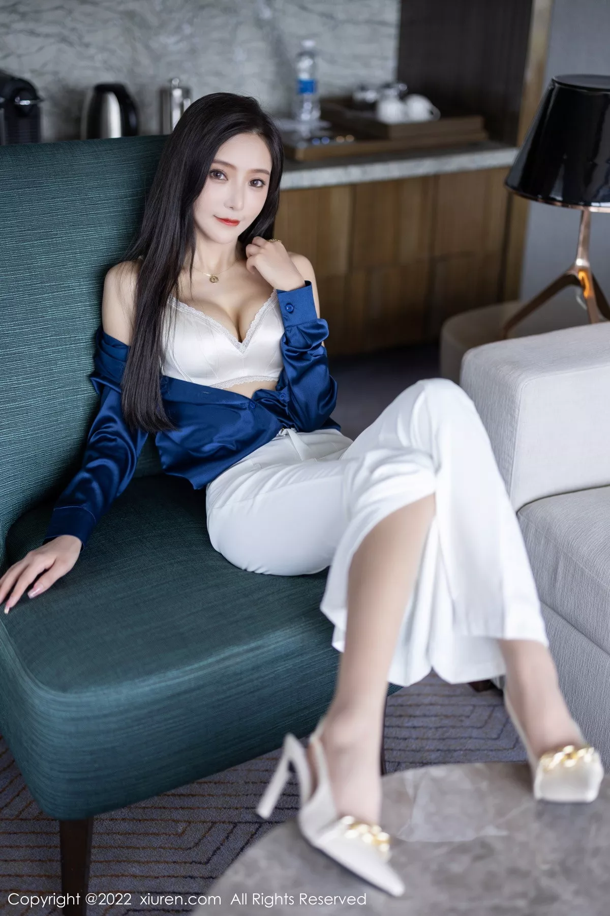 [XiuRen秀人网]第5790期王馨瑶写真 [90P]-032