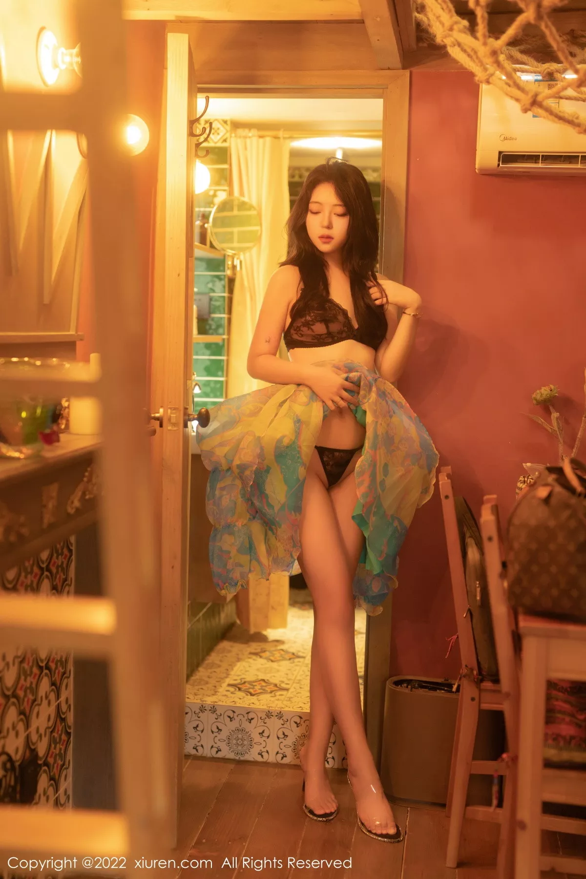 [XiuRen秀人网]第5749期露露写真 [58P]-024