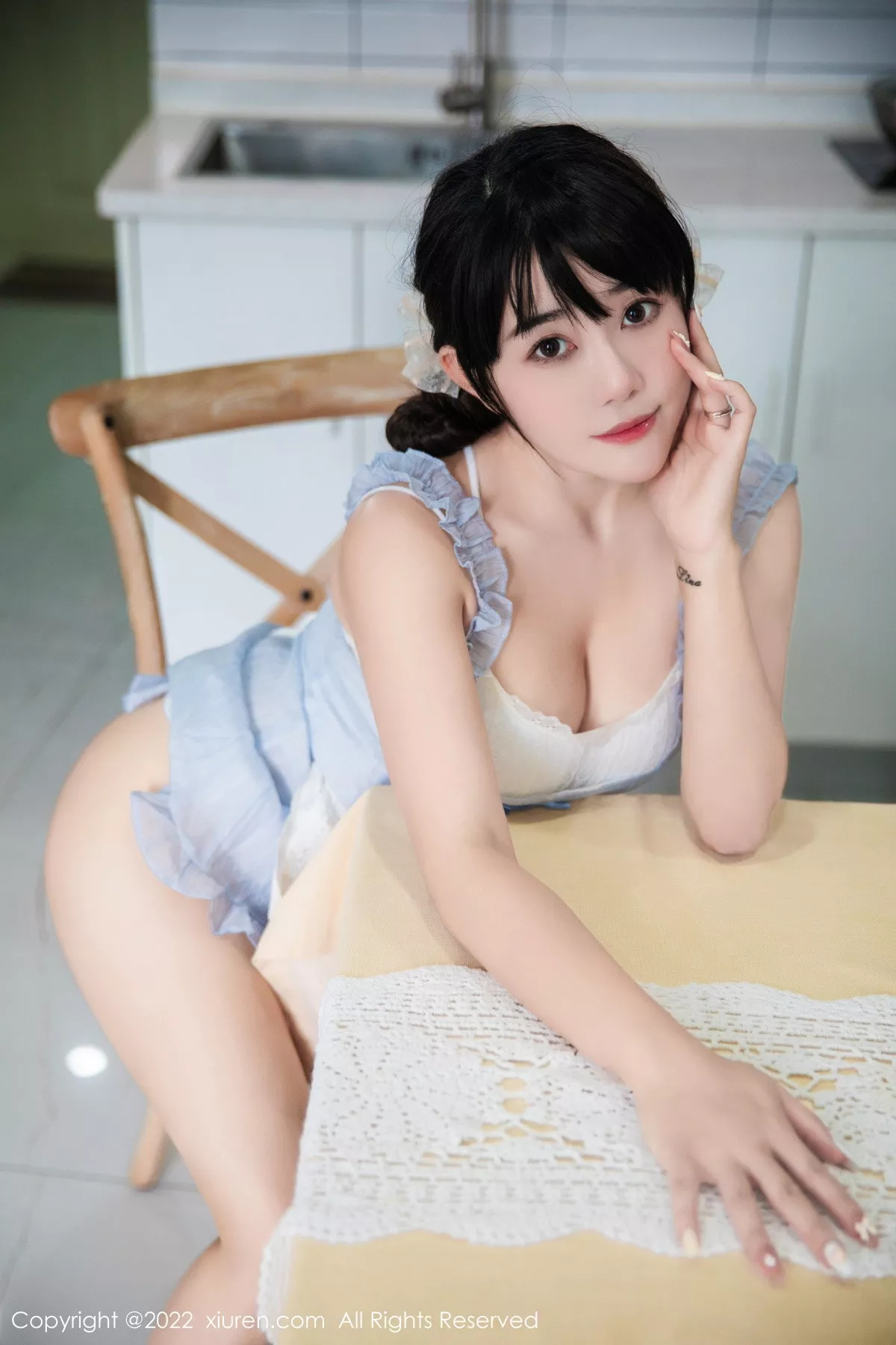 [XiuRen秀人网]第5834期严利娅写真 [68P]-001