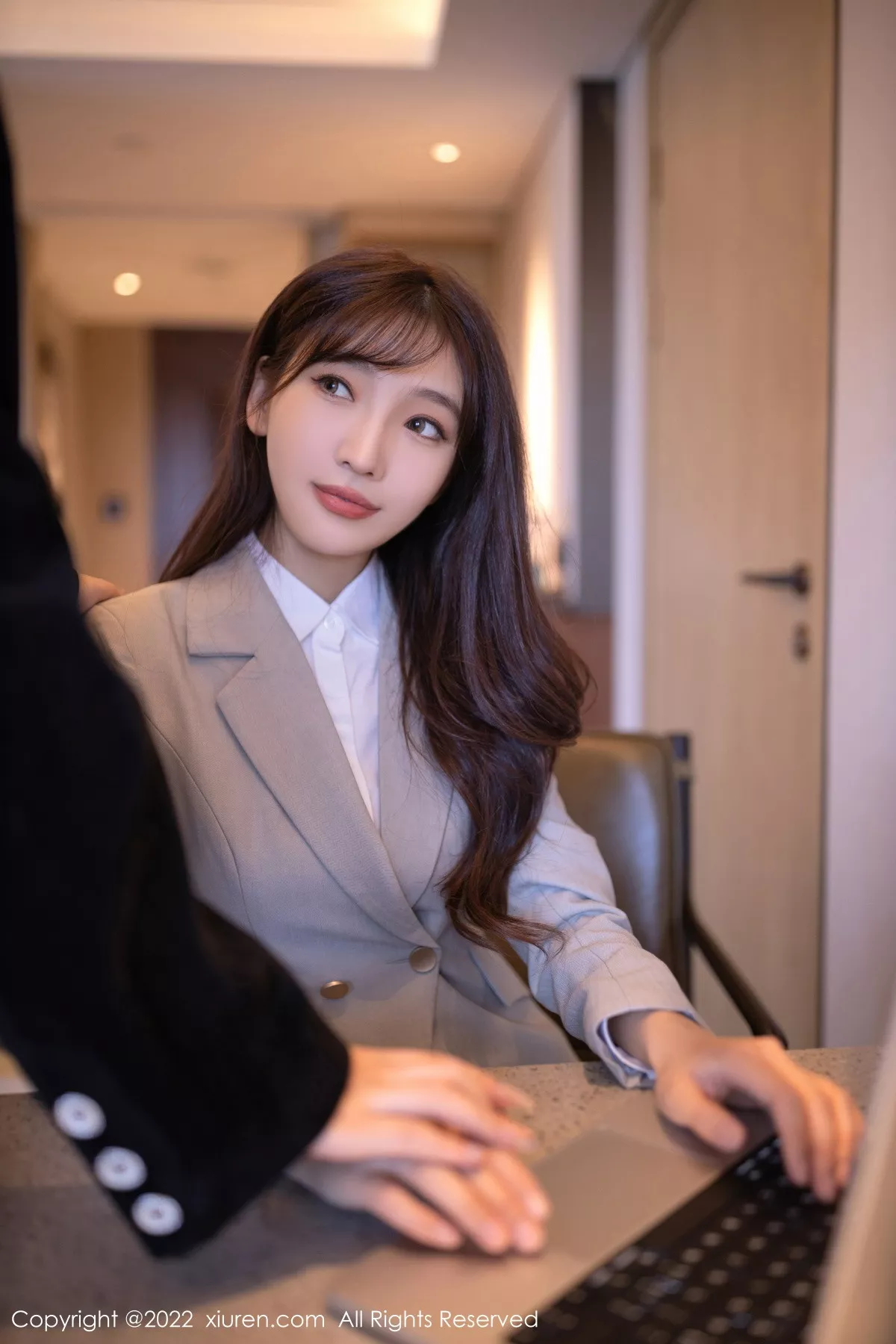 [XiuRen秀人网]第5840期陆萱萱写真 [79P]-009
