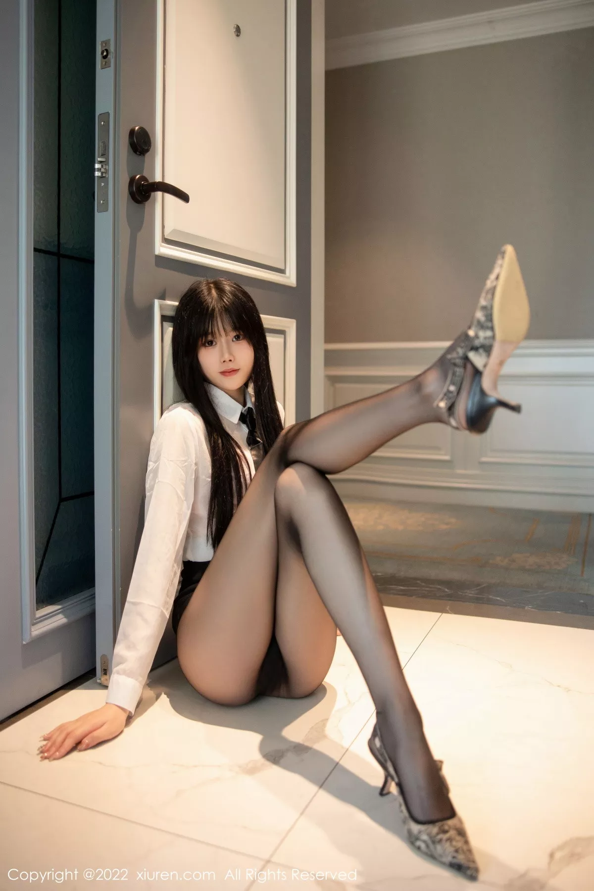 [XiuRen秀人网]第5861期77qiqi写真 [79P]-012