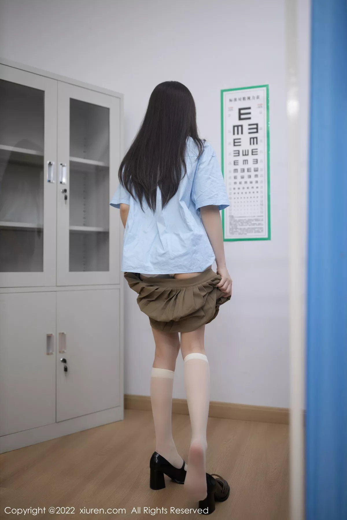 [XiuRen秀人网]第5882期鱼子酱写真 [67P]-002