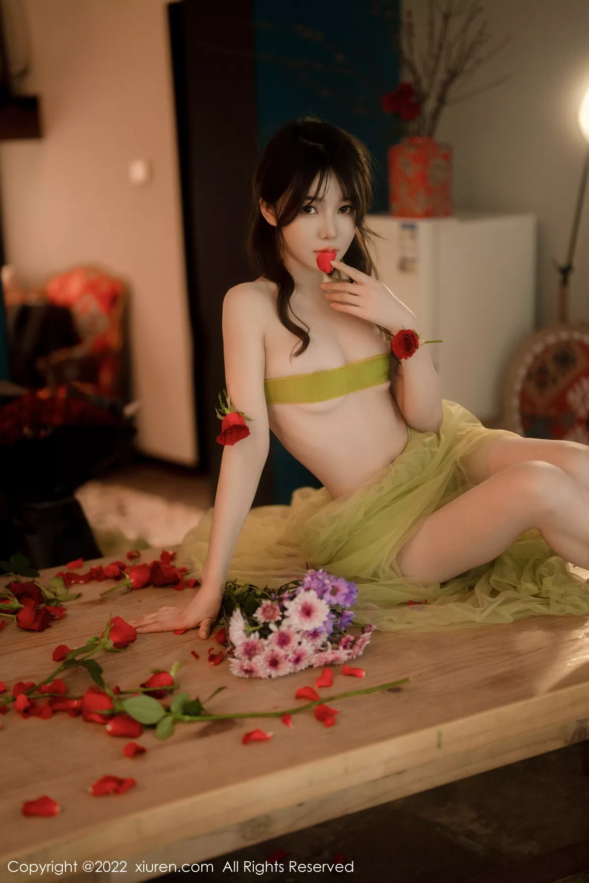 [XiuRen秀人网]第5875期婠婠么写真 [85P]-072