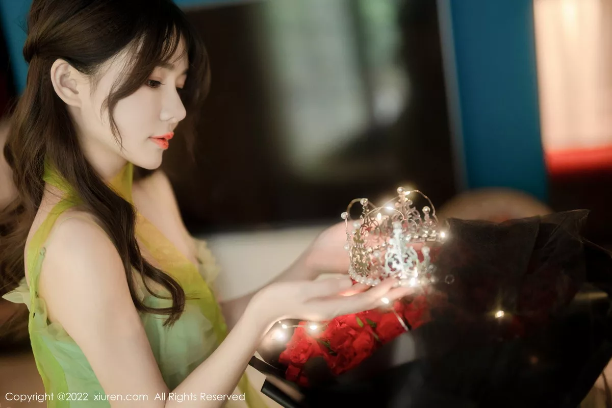 [XiuRen秀人网]第5875期婠婠么写真 [85P]-011