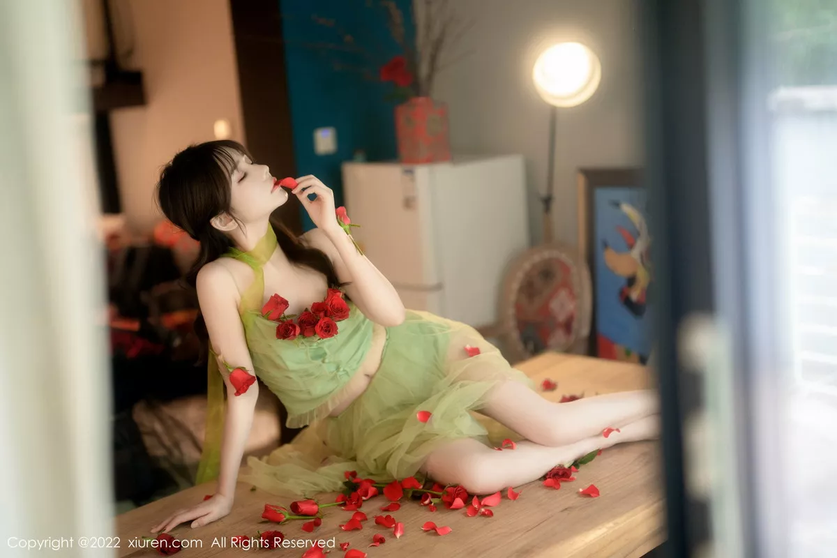 [XiuRen秀人网]第5875期婠婠么写真 [85P]-024