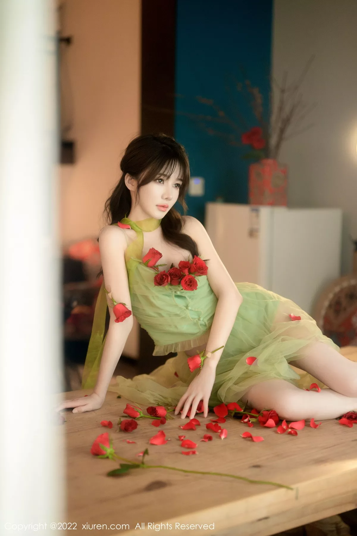 [XiuRen秀人网]第5875期婠婠么写真 [85P]-002