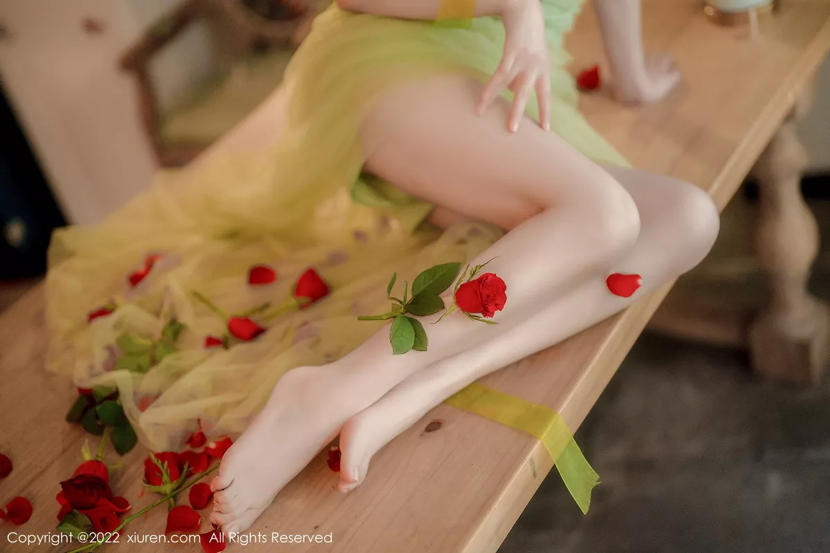 [XiuRen秀人网]第5875期婠婠么写真 [85P]-004