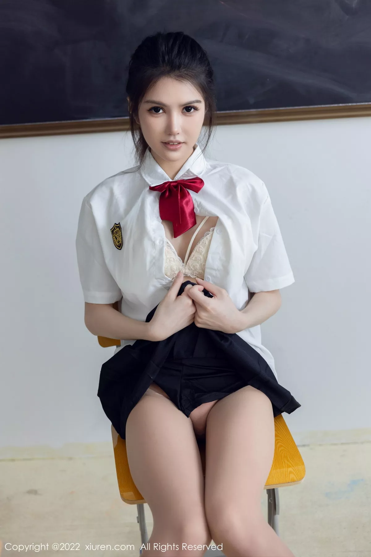 [XiuRen秀人网]第5762期媛媛酱写真 [71P]-030