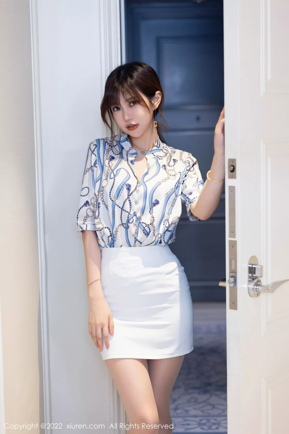 [XiuRen秀人网]第5775期绮里嘉写真 [102P]-003