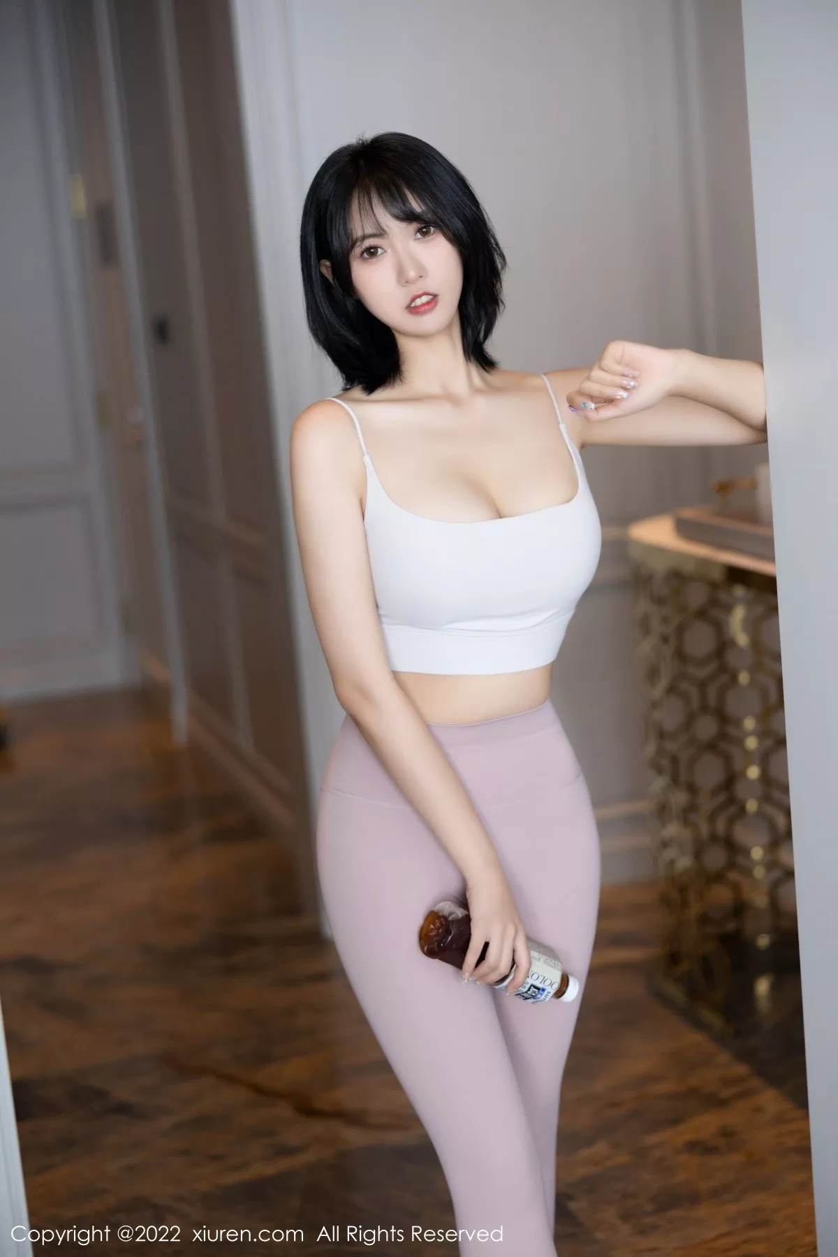 [XiuRen秀人网]第5885期林子遥写真 [88P]-001