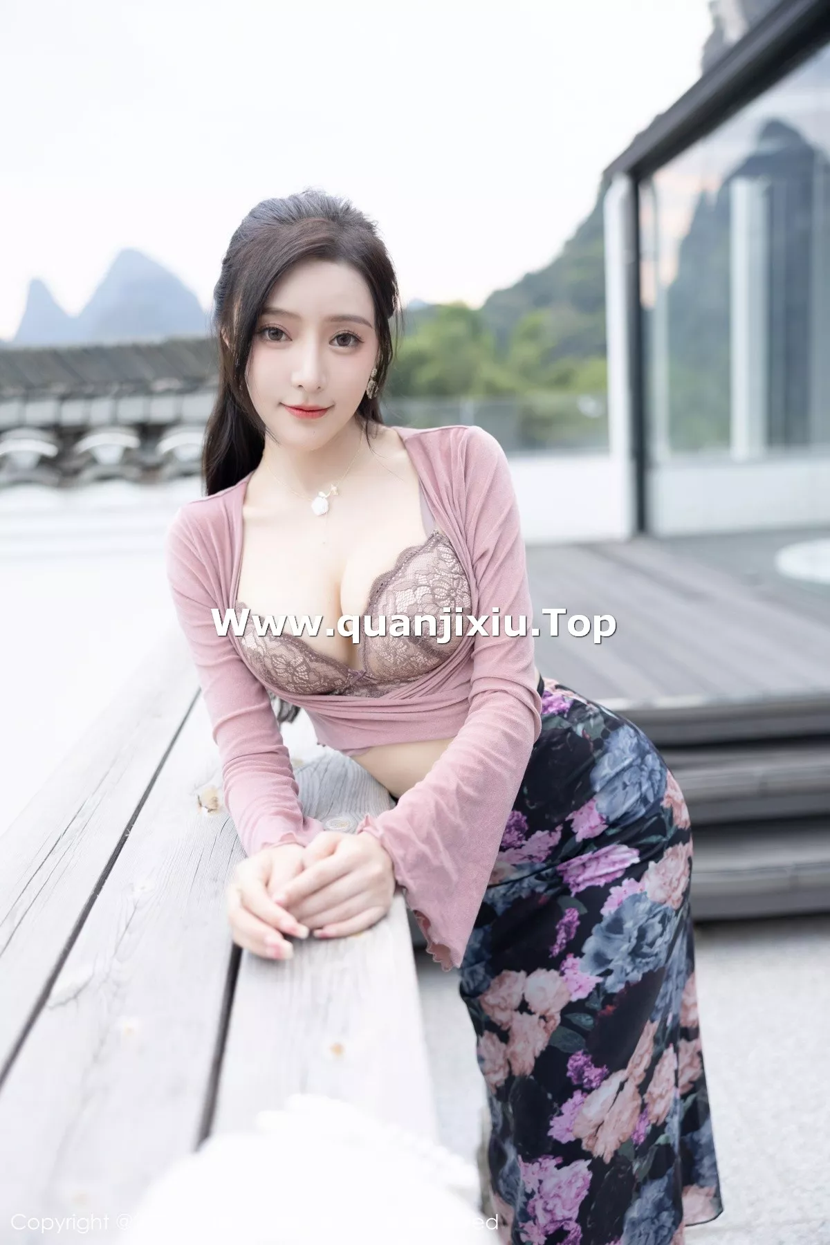 [XiuRen秀人网]第5985期王馨瑶写真 [82P]-018