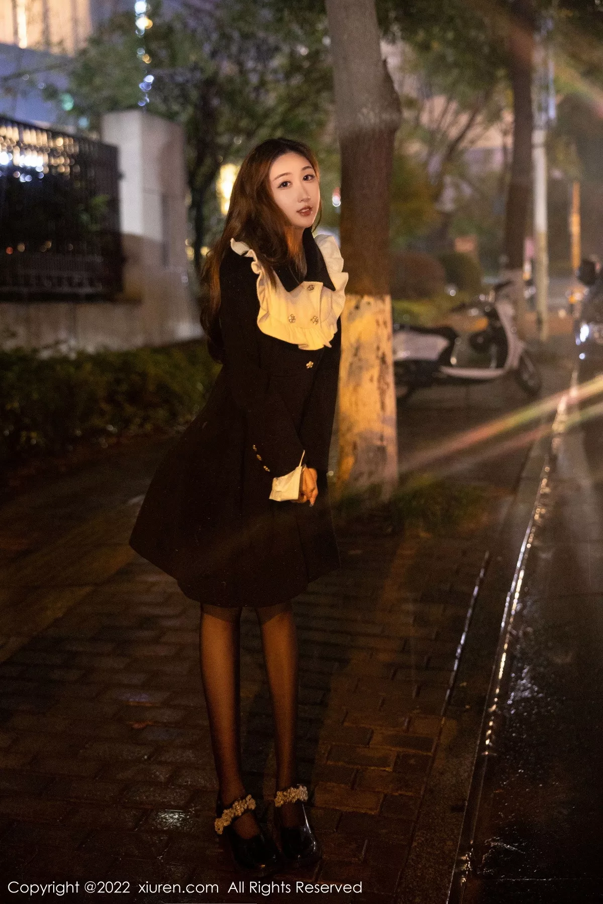 [XiuRen秀人网]第5984期江真真写真 [78P]-001