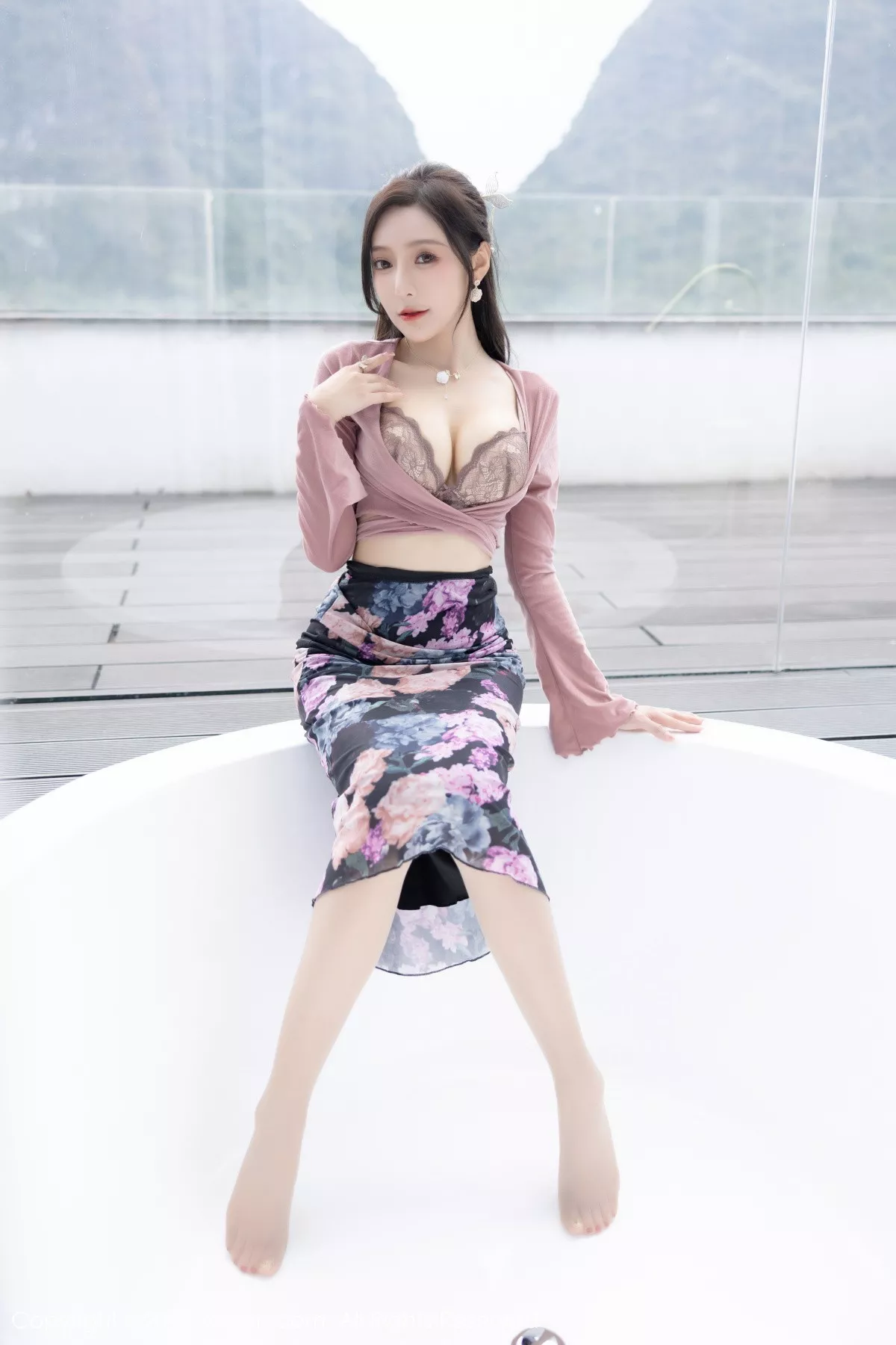[XiuRen秀人网]第5985期王馨瑶写真 [82P]-028