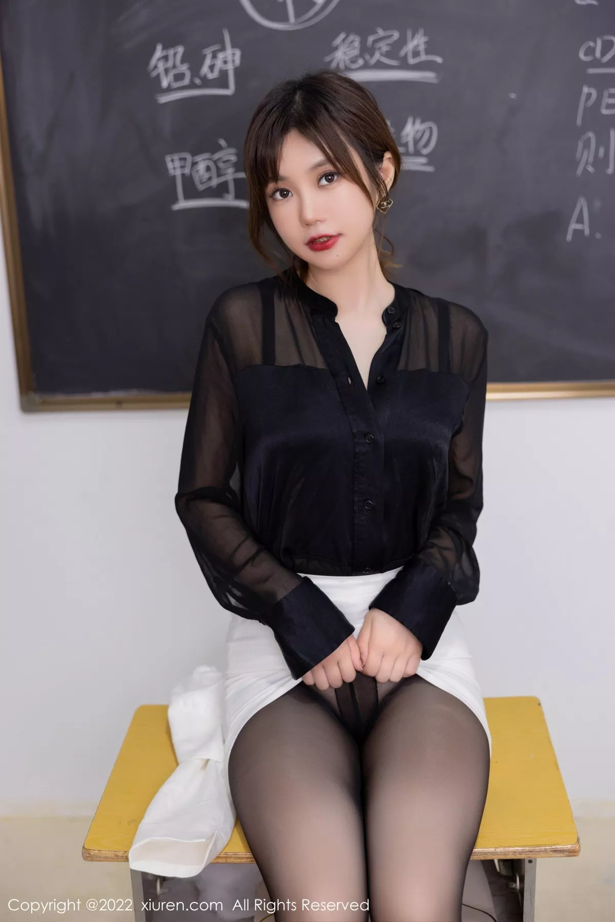 [XiuRen秀人网]第6008期绮里嘉写真 [87P]-025