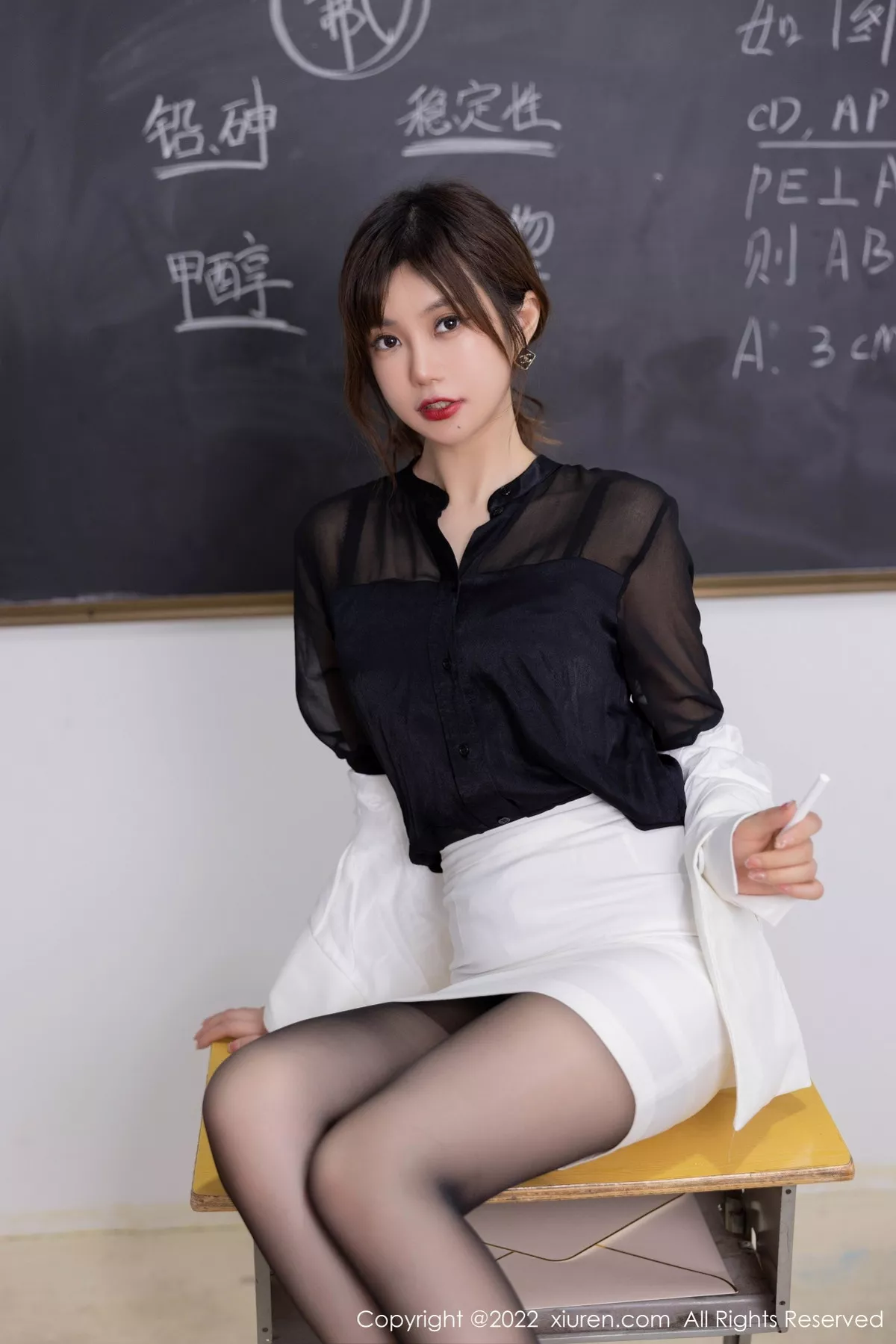 [XiuRen秀人网]第6008期绮里嘉写真 [87P]-015