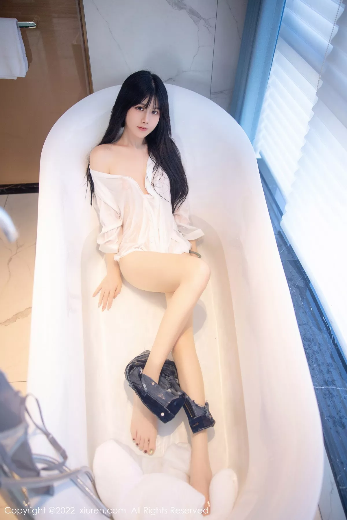 [XiuRen秀人网]第5909期77qiqi写真 [85P]-050