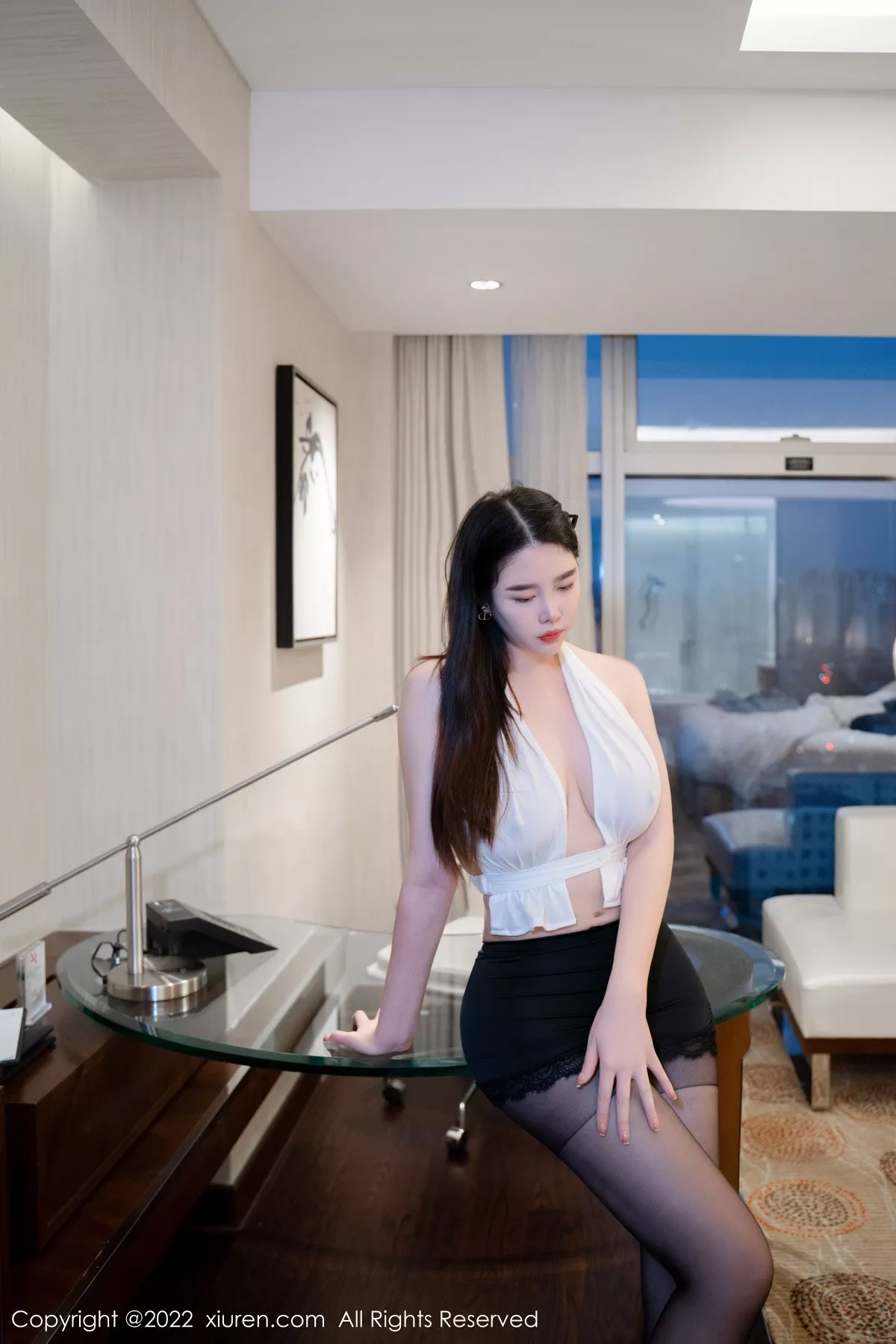[XiuRen秀人网]第5917期樱桃小犊子写真 [48P]-012