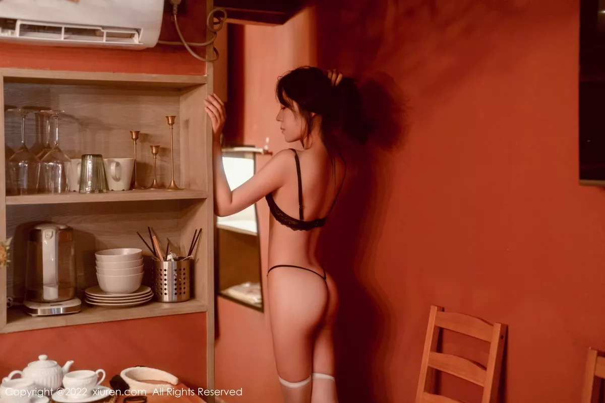 [XiuRen秀人网]第5923期露露写真 [68P]-020