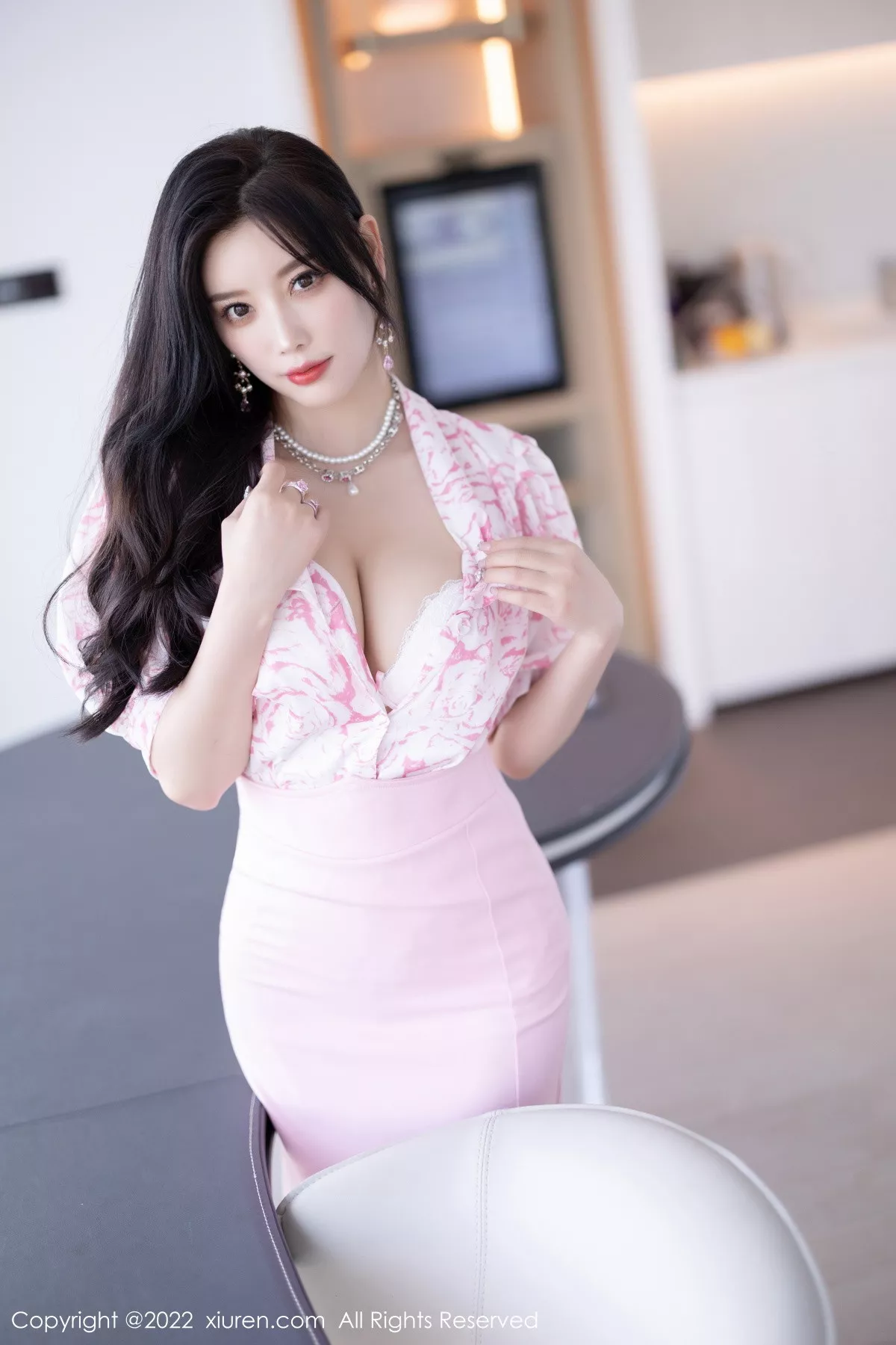 [XiuRen秀人网]第5927期杨晨晨写真 [87P]-004