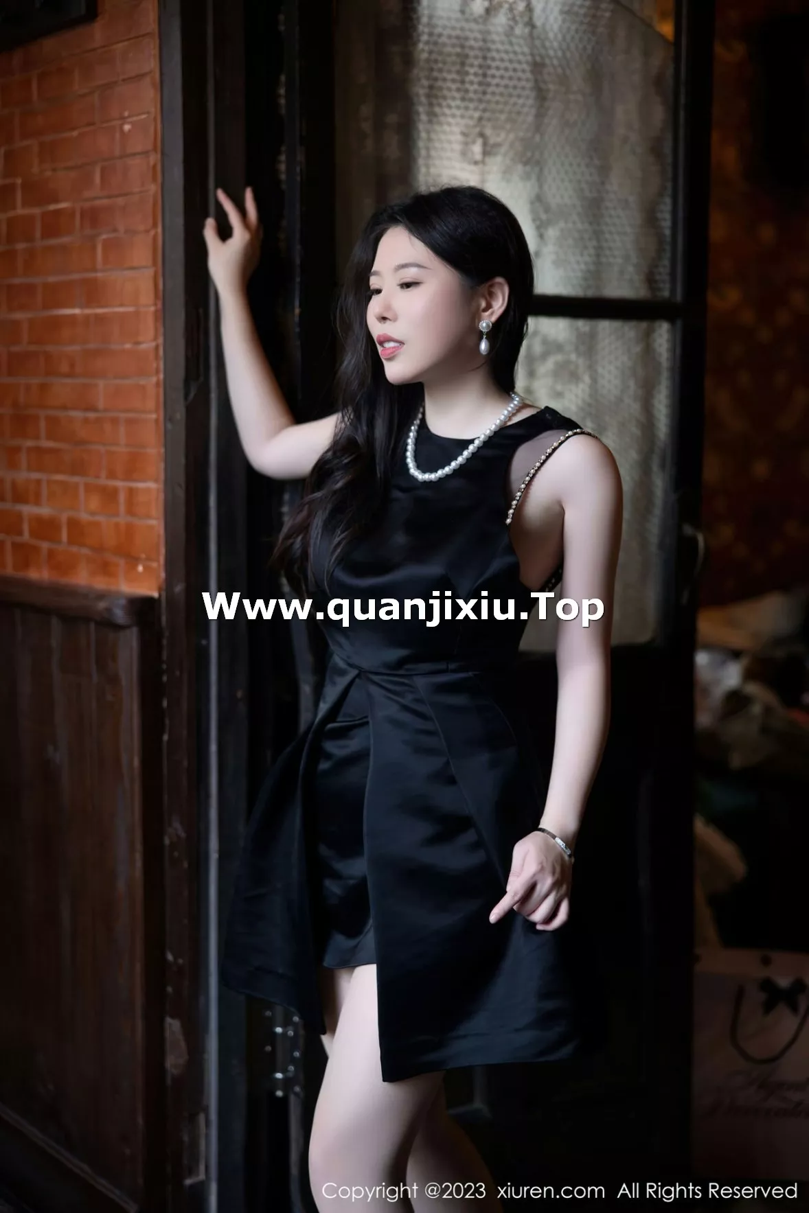 [XiuRen秀人网]第6089期白茹雪写真 [72P]-003