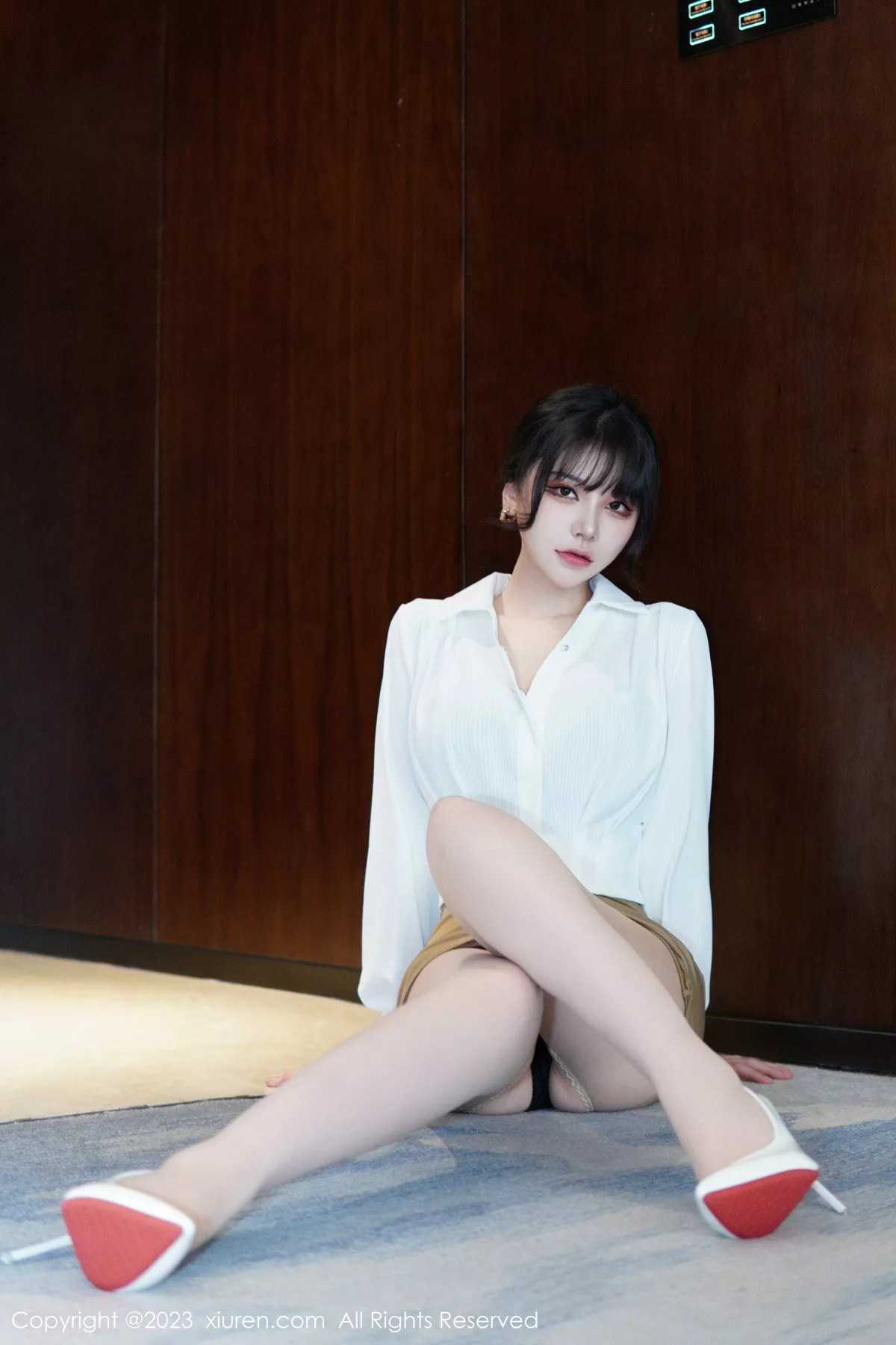 [XiuRen秀人网]第6111期桃桃子写真 [86P]-032