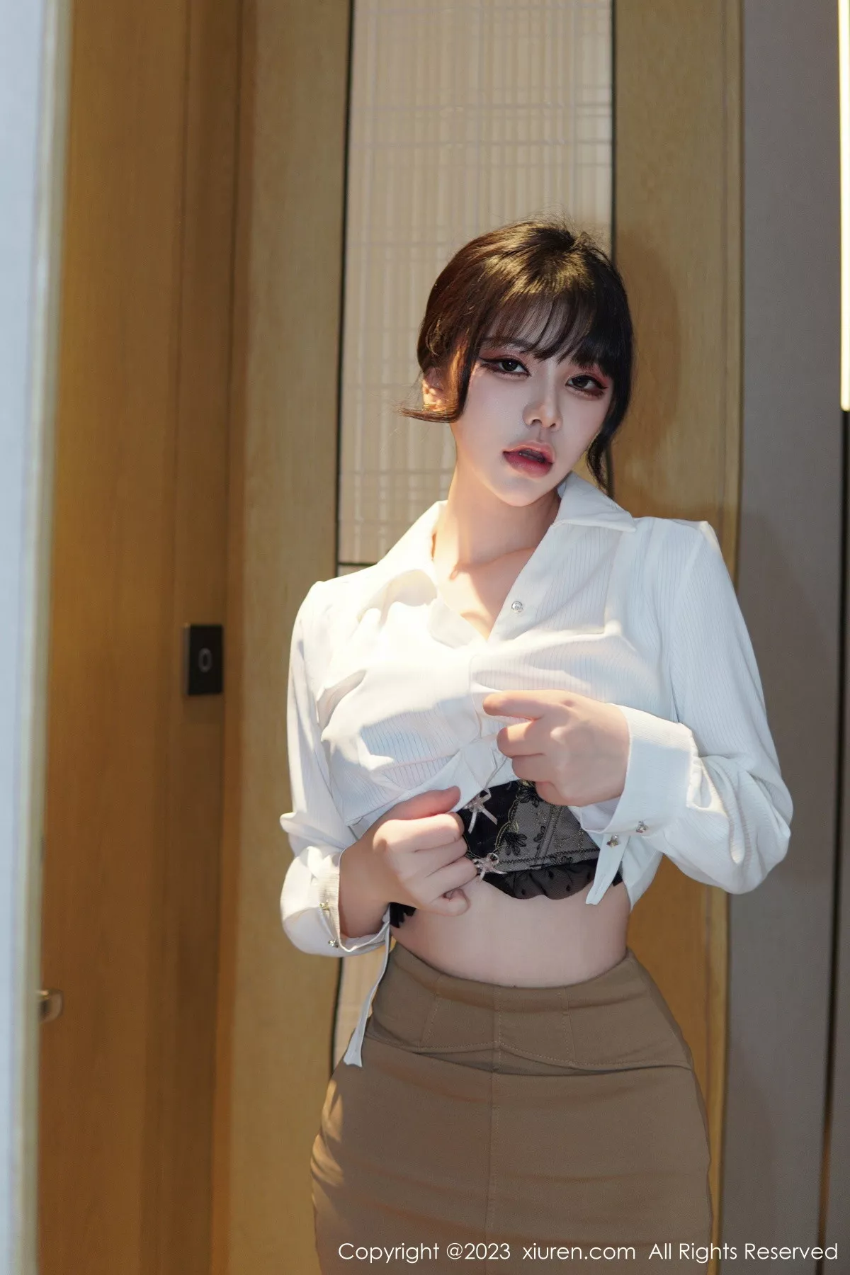 [XiuRen秀人网]第6111期桃桃子写真 [86P]-021