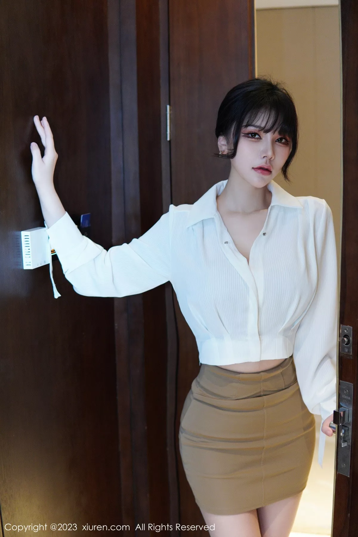 [XiuRen秀人网]第6111期桃桃子写真 [86P]-027