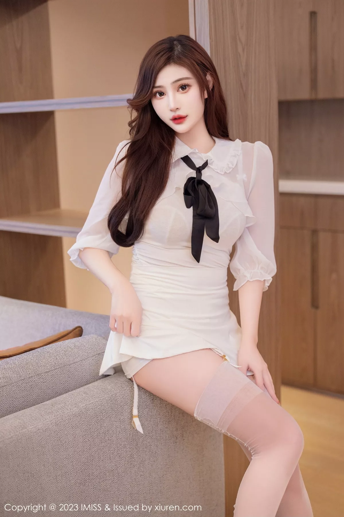 [Imiss爱蜜社]第712期Lavinia写真 [44P]-011