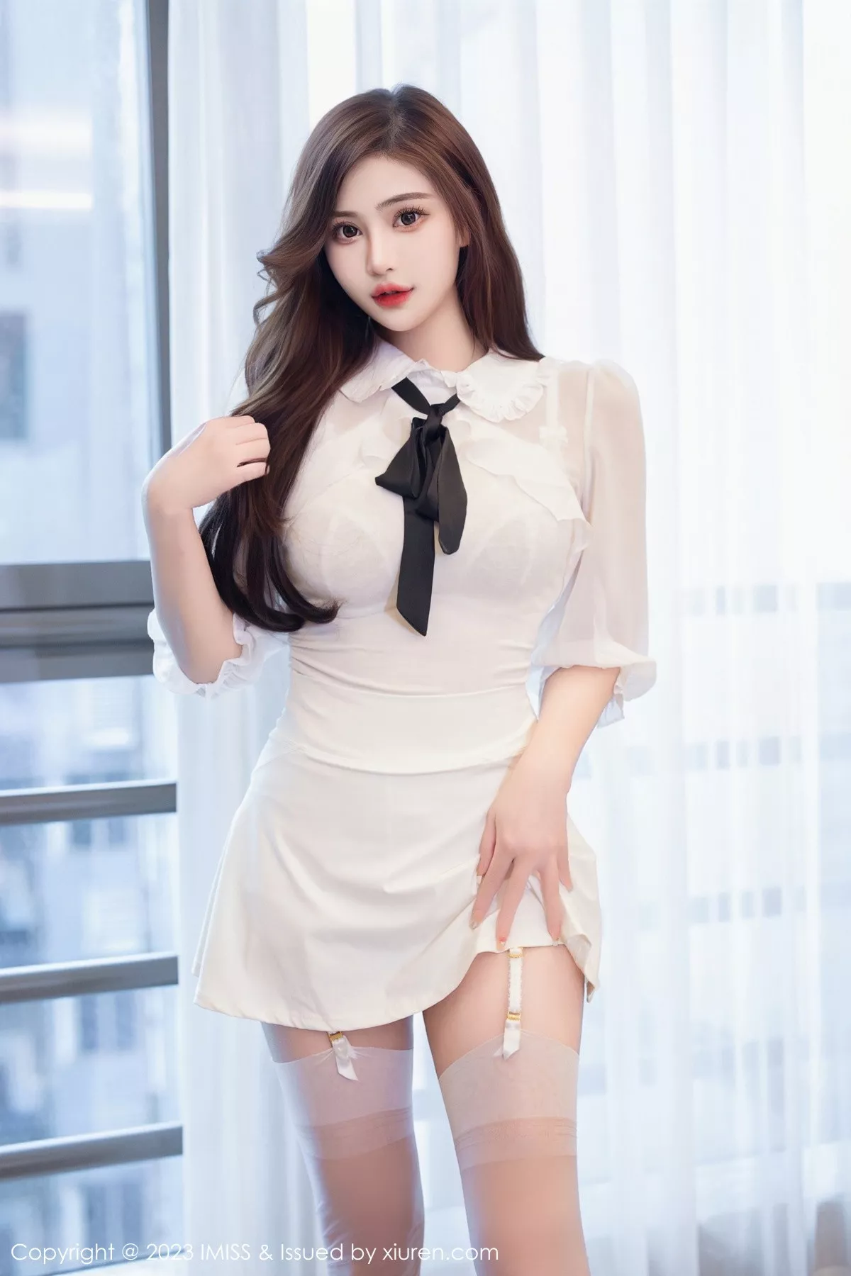 [Imiss爱蜜社]第712期Lavinia写真 [44P]-002