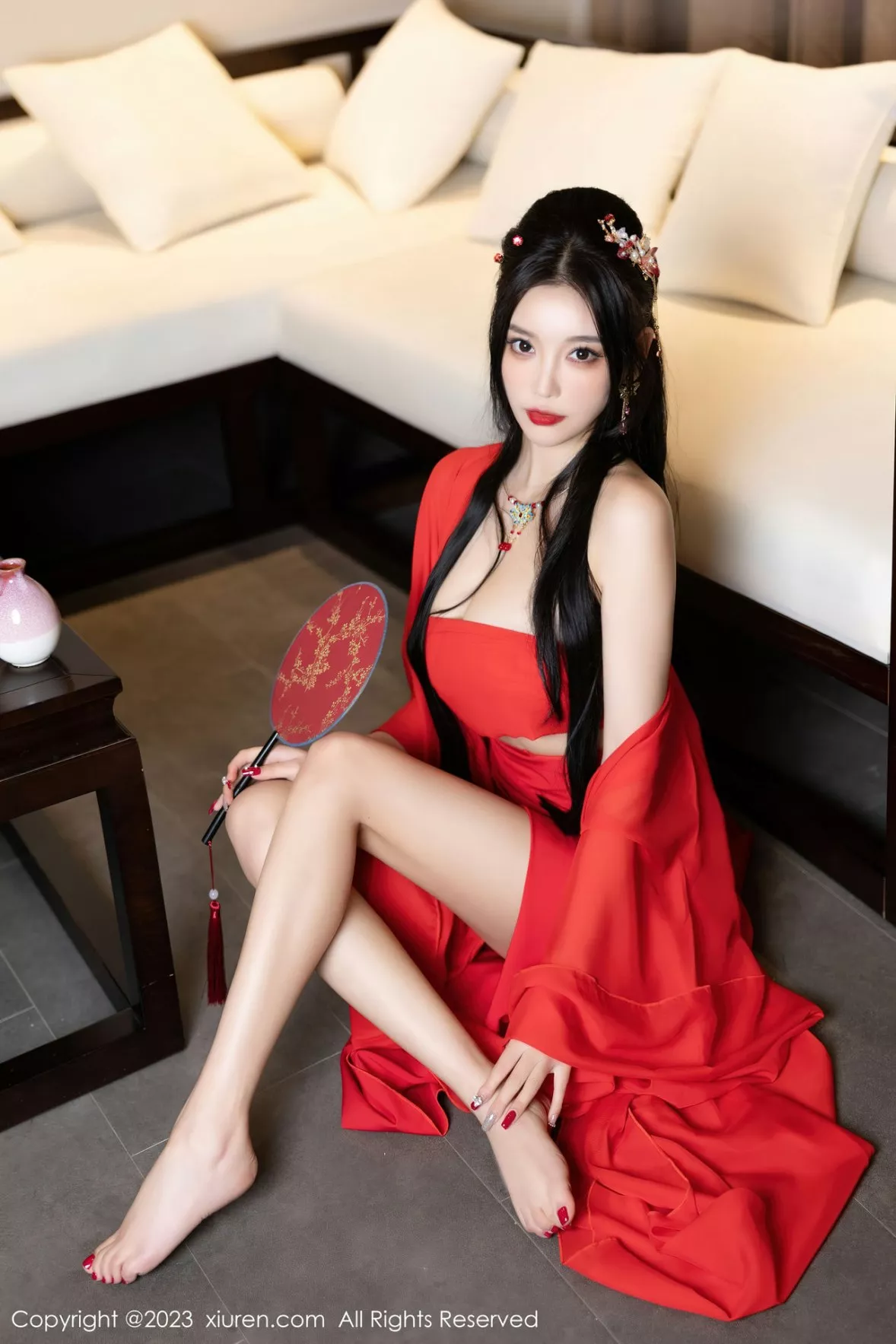 [XiuRen秀人网]第6149期杨晨晨写真 [88P]-001