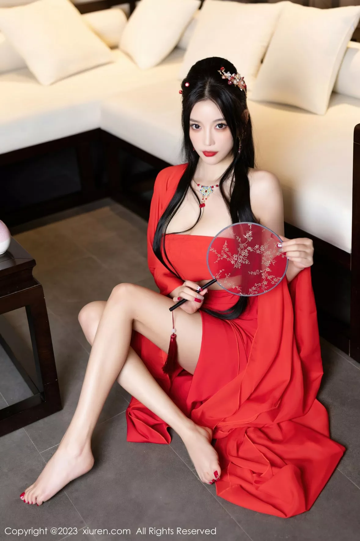 [XiuRen秀人网]第6149期杨晨晨写真 [88P]-002
