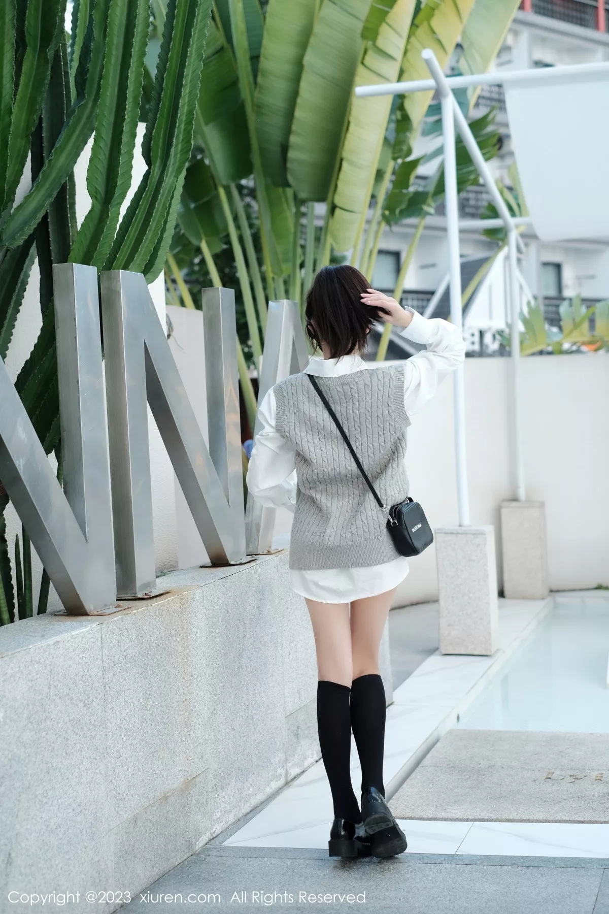 [XiuRen秀人网]第6145期佘贝拉写真 [59P]-013