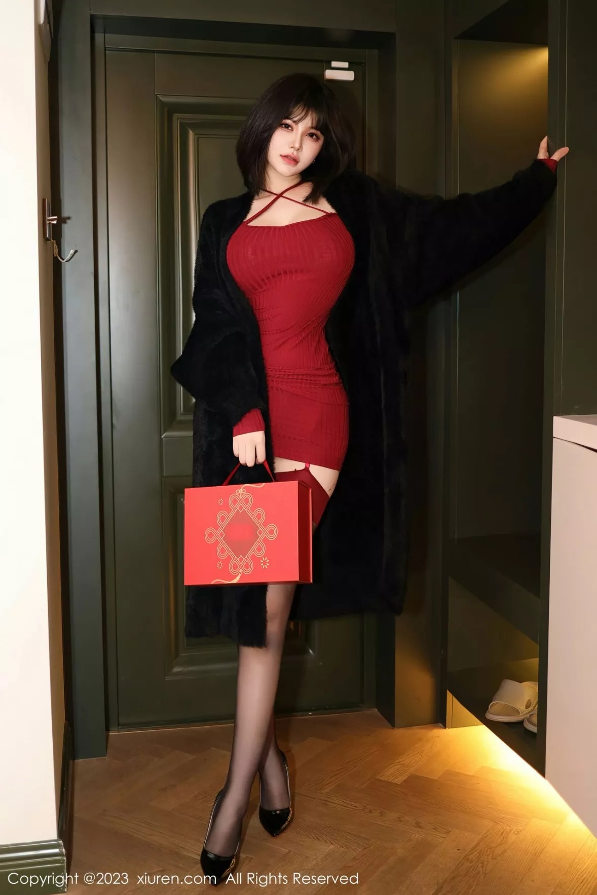 [XiuRen秀人网]第6144期桃桃子写真 [81P]-005