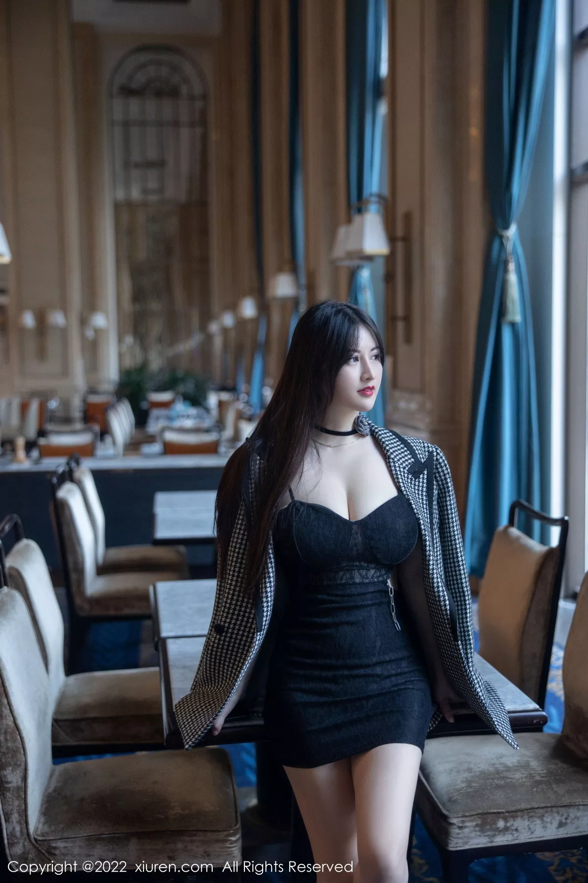 [XiuRen秀人网]第6049期诗诗写真 [70P]-003