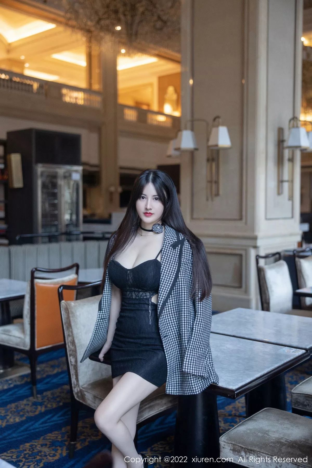 [XiuRen秀人网]第6049期诗诗写真 [70P]-004