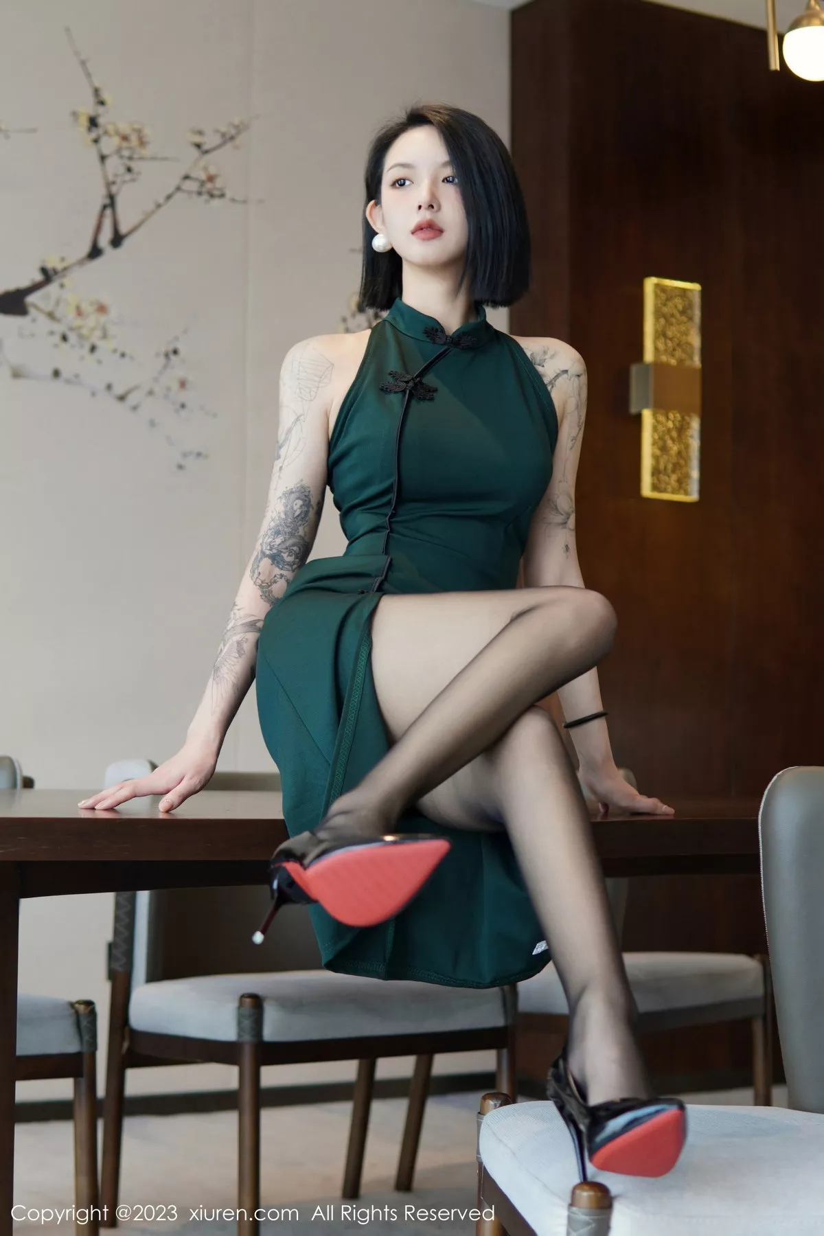 [XiuRen秀人网]第6205期乔一一写真 [84P]-004