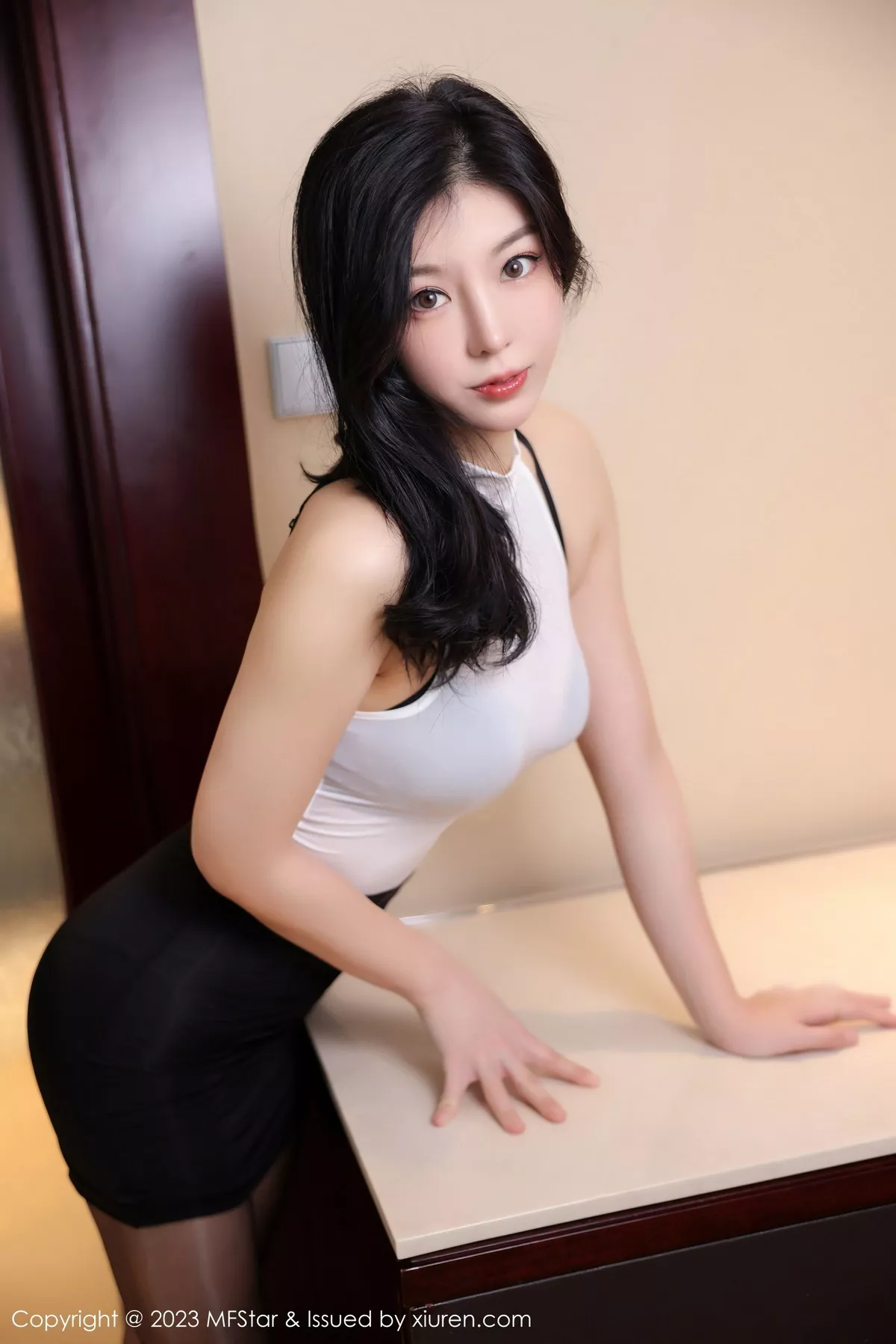 [MFStar模范学院]第584期人间荒糖写真 [51P]-029