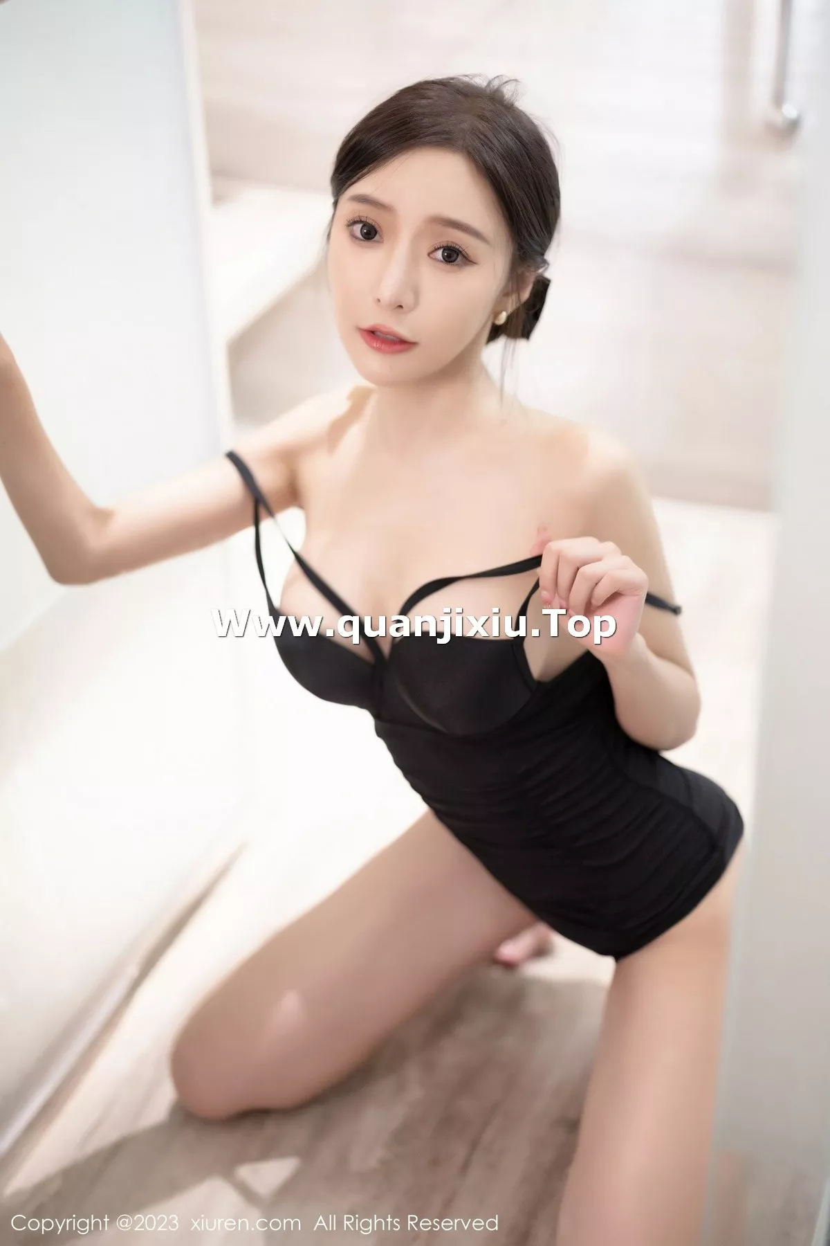 [XiuRen秀人网]第6222期王馨瑶写真 [84P]-034