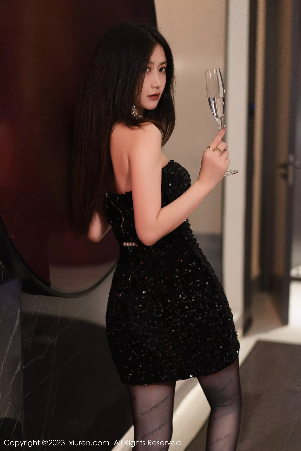 [XiuRen秀人网]第6244期阿姣写真 [90P]-002